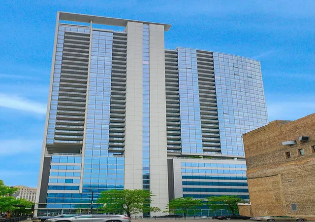 303-w-ohio-st-2902-chicago-il-60654/hzid_f10ca378