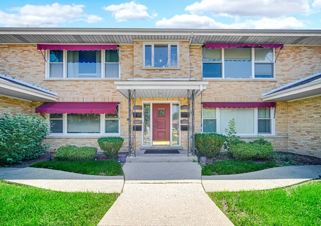 1551-balmoral-ave-1551-westchester-il-60154/hzid_16a5eb7e