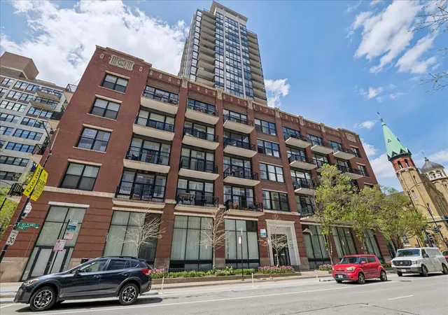 210-s-desplaines-st-507-chicago-il-60661/hzid_318d7367