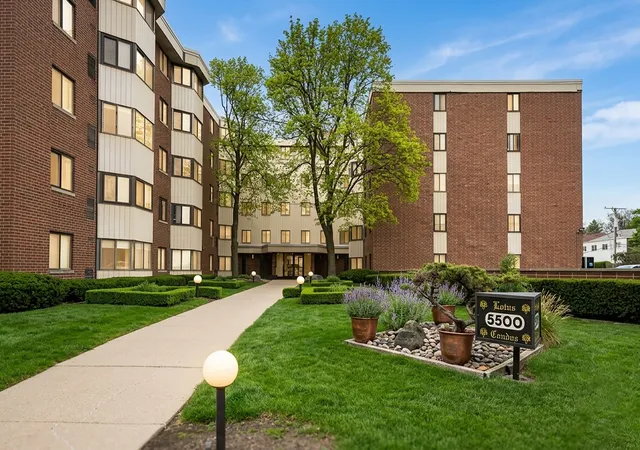 5500-lincoln-ave-510-e-morton-grove-il-60053/hzid_e7083e43