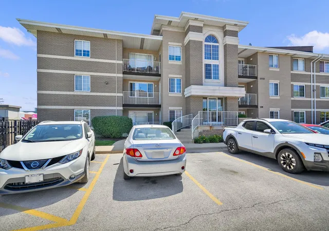 4217-w-76th-street-303-chicago-il-60652/hzid_ceb9927d