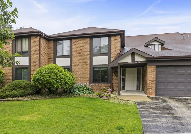 5824-doe-cir-5824-westmont-il-60559/hzid_f78ea46f