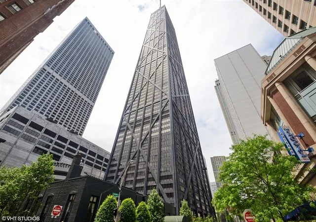 175-e-delaware-pl-6109-chicago-il-60611/hzid_533a1483