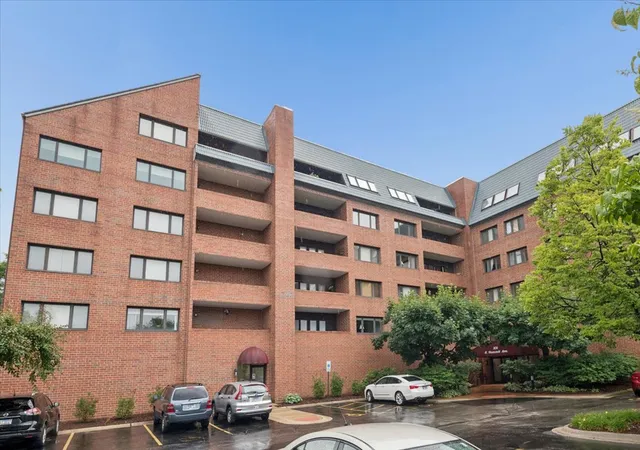 101-s-summit-ave-512-park-ridge-il-60068/hzid_234d5d9f