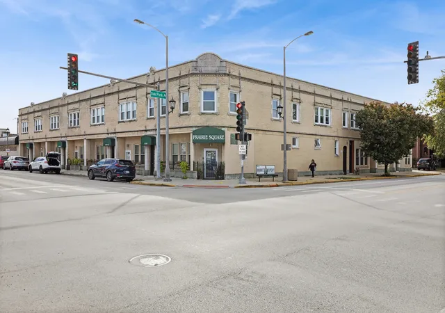 6750-16th-street-b-berwyn-il-60402/hzid_523a27d8