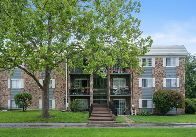 1627-n-windsor-dr-305-arlington-heights-il-60004/hzid_4424f351