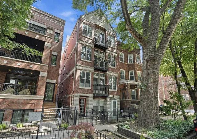 920-w-wolfram-st-4-chicago-il-60657/hzid_91c84f99