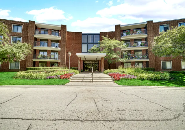1415-e-central-rd-ne-305a-arlington-heights-il-60005/hzid_de807700