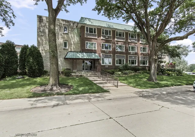 2812-e-bel-aire-dr-303-arlington-heights-il-60004/hzid_25096864