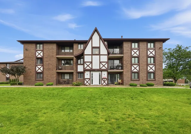 10521-s-roberts-rd-3a-palos-hills-il-60465/hzid_766434a0