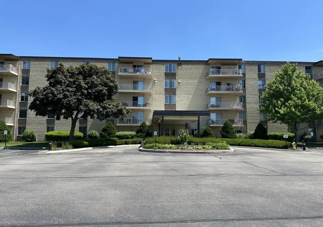 110-w-butterfield-rd-402s-elmhurst-il-60126/hzid_b2648746