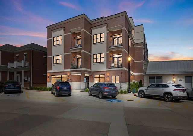 514-hillgrove-ave-202-western-springs-il-60558/hzid_08c603aa