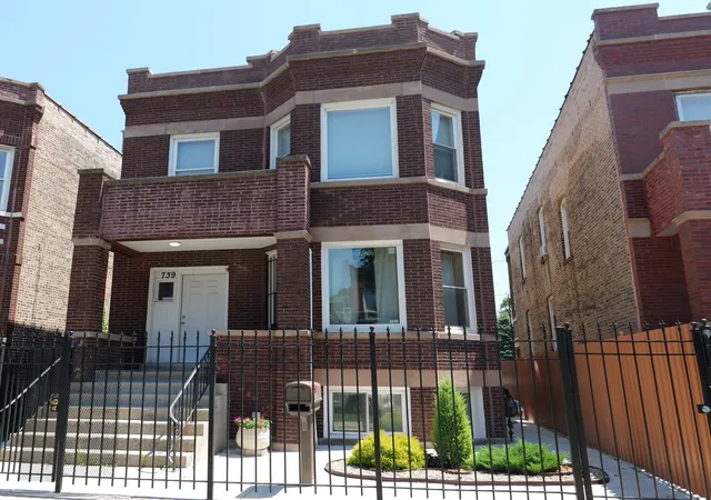 739-n-trumbull-ave-chicago-il-60624/hzid_cdf37698