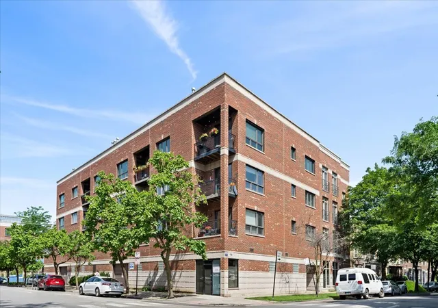 4700-n-kenmore-ave-2c-chicago-il-60640/hzid_e625402b