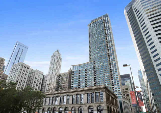130-n-garland-ct-2504-chicago-il-60602/hzid_667e875a