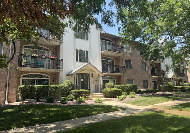 9424-s-77th-court-1c-hickory-hills-il-60457/hzid_4402c27a