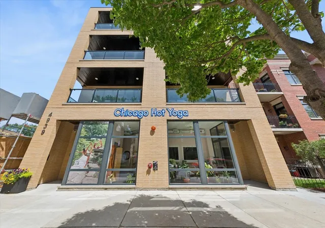 4939-n-damen-ave-404-chicago-il-60625/hzid_04f5c208