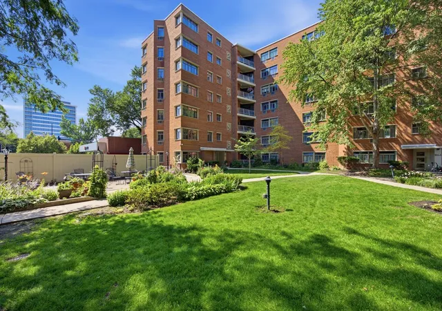 1856-sherman-ave-1n-evanston-il-60201/hzid_ca873956