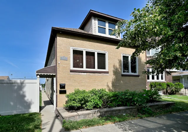 1012-n-24th-avenue-melrose-park-il-60160/hzid_f590cbdd