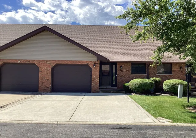 1910-heatherway-ln-19-new-lenox-il-60451/hzid_6085d11d