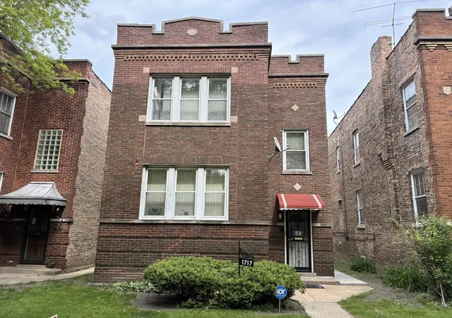 1711-n-austin-ave-chicago-il-60639/hzid_cd8ce14a