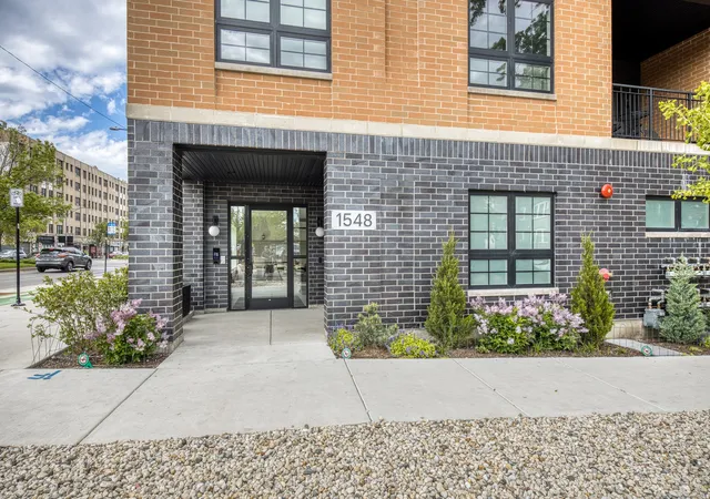 1548-w-ardmore-ave-2c-chicago-il-60660/hzid_db74cd93