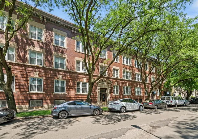5052-s-blackstone-ave-2-chicago-il-60615/hzid_641d8708