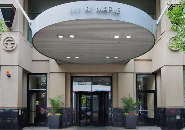 111-w-maple-st-912-chicago-il-60610/hzid_4508a274
