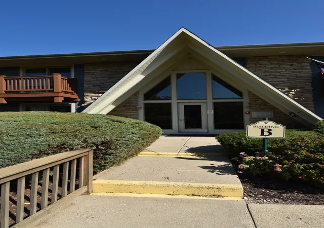 300-opatrny-dr-123-fox-river-grove-il-60021/hzid_5246bae9