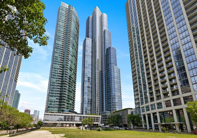1211-s-prairie-ave-3205-chicago-il-60605/hzid_69e8041c