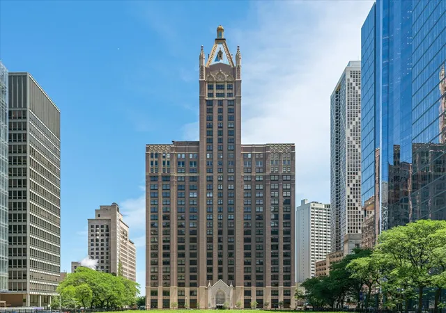 680-n-lake-shore-dr-313-chicago-il-60611/hzid_468eafa7