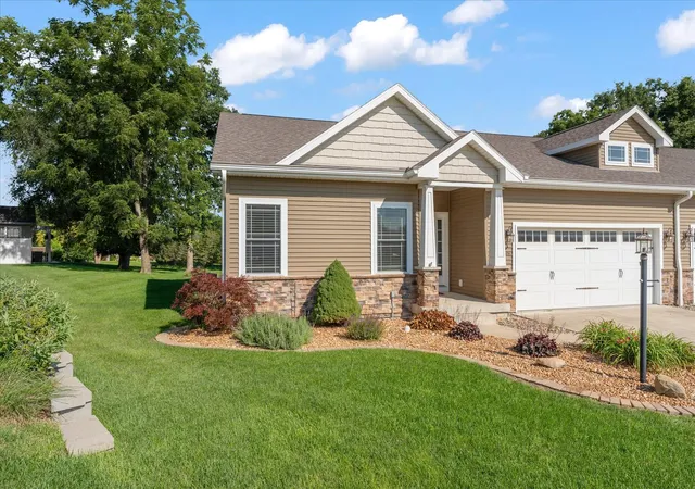 1806-lake-ridge-ct-1806-mahomet-il-61853/hzid_395b3524