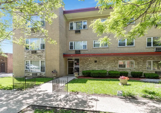 415-s-maple-ave-202-oak-park-il-60302/hzid_77507f9a