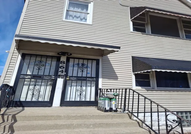 864-e-87th-place-chicago-il-60619/hzid_81d39043