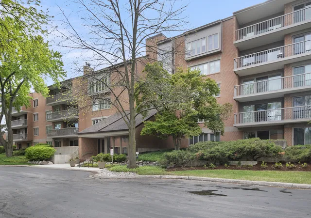 44-park-ln-223-park-ridge-il-60068/hzid_556e6cfa