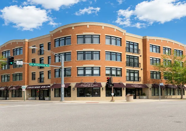 106-s-ridgeland-ave-304-oak-park-il-60302/hzid_ded646b2