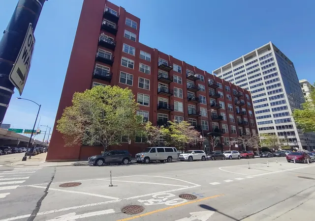 420-s-clinton-st-302-chicago-il-60607/hzid_f2d40e1d