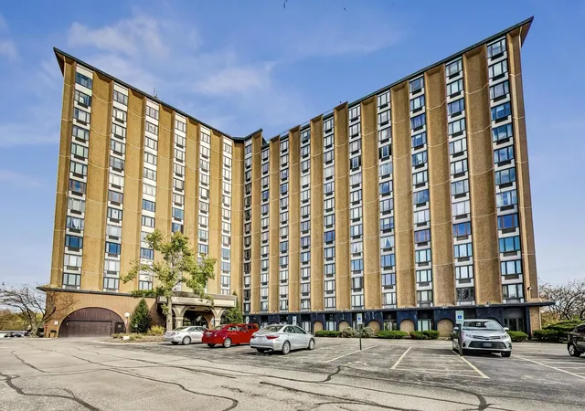 1-renaissance-pl-1118-palatine-il-60067/hzid_96c106c0