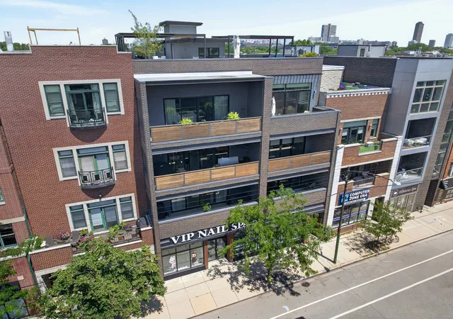 1342-w-belmont-ave-4e-chicago-il-60657/hzid_01c7406d
