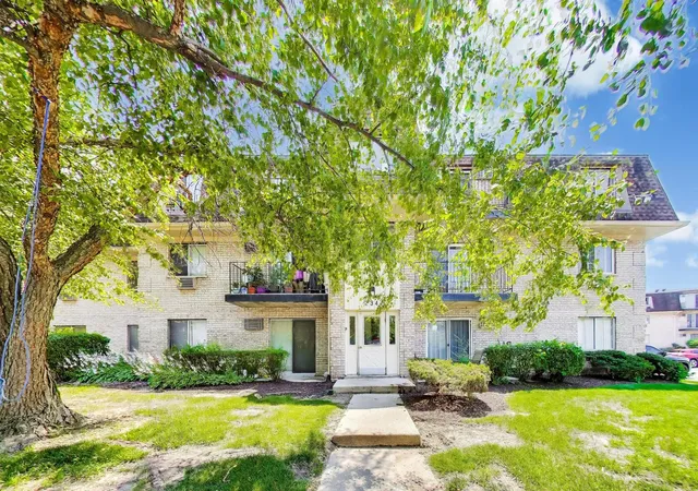 234-shorewood-dr-gd-glendale-heights-il-60139/hzid_012870b6