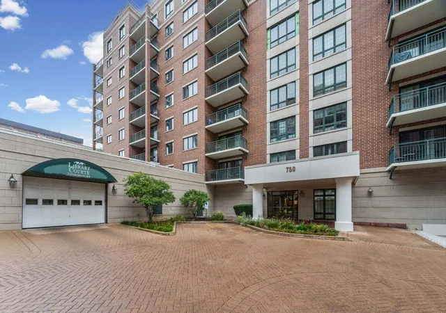 750-pearson-st-208-des-plaines-il-60016/hzid_9d2aaf38