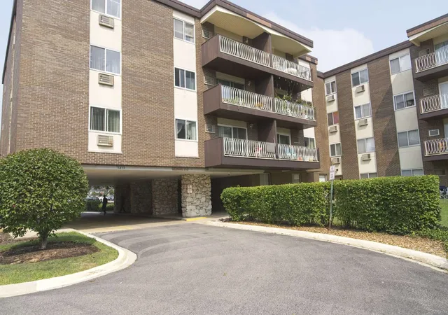 1311-s-finley-rd-213-lombard-il-60148/hzid_d85289b0