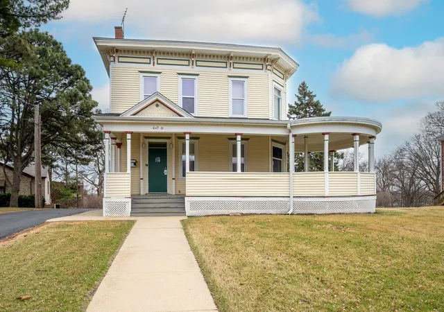 479-n-lake-st-aurora-il-60506/hzid_fc5f83e8