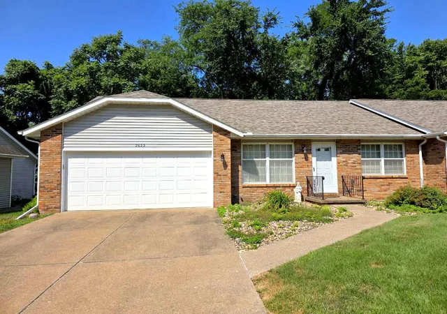 2623-1st-street-ct-moline-il-61265/hzid_0601aee3
