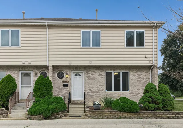 4241-lindenwood-dr-a-matteson-il-60443/hzid_a804347c
