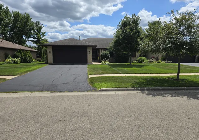 6667-sandalwood-0-rockford-il-61108/hzid_9b2bdd8f
