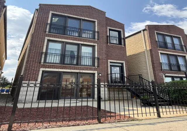 6611-w-belmont-ave-1-chicago-il-60634/hzid_d0f85174