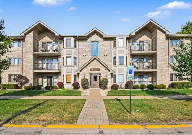 8650-laporte-ave-1b-burbank-il-60459/hzid_afdc2f75