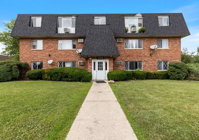 17138-71st-avenue-5-tinley-park-il-60477/hzid_d3066364