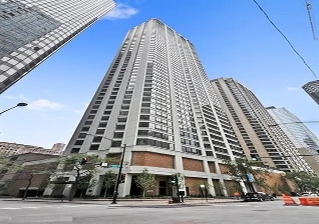 400-e-ohio-st-3202-chicago-il-60611/hzid_9bc2c355
